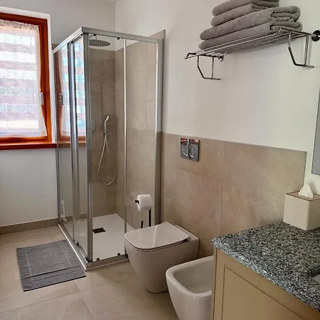 Apartamento Aria Del View And Pool Massino Visconti